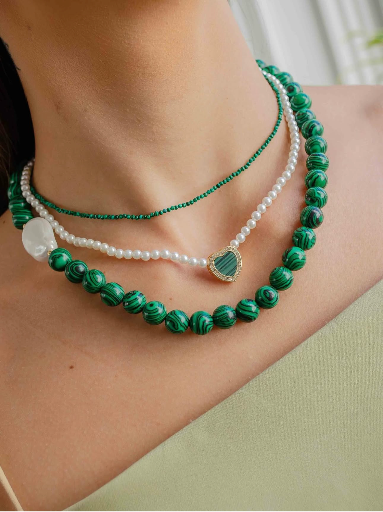 Choker with Shell Pearls & Malachite Heart Pendant