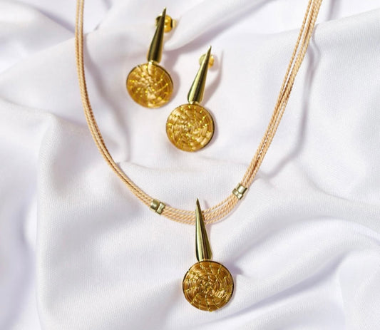 Téa Golden Grass Necklace and Earrings