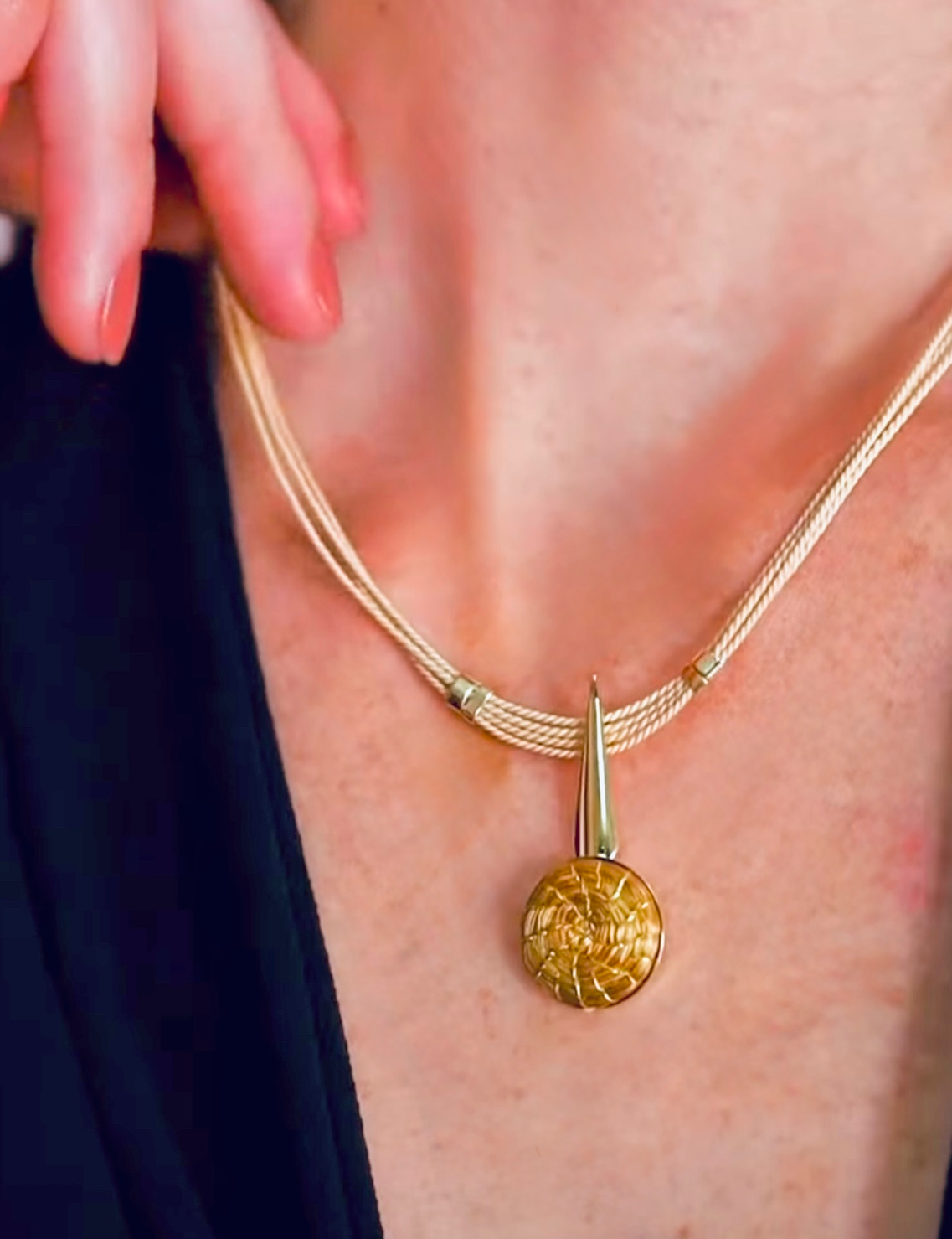 Téa Golden Grass Necklace and Earrings