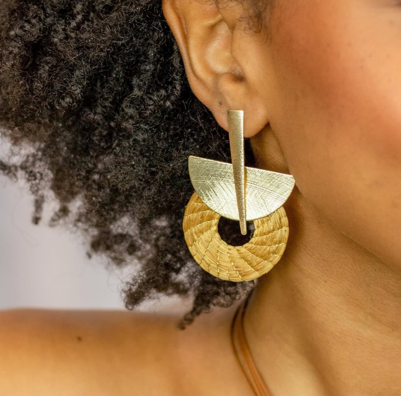 Zamira Golden Grass Earrings