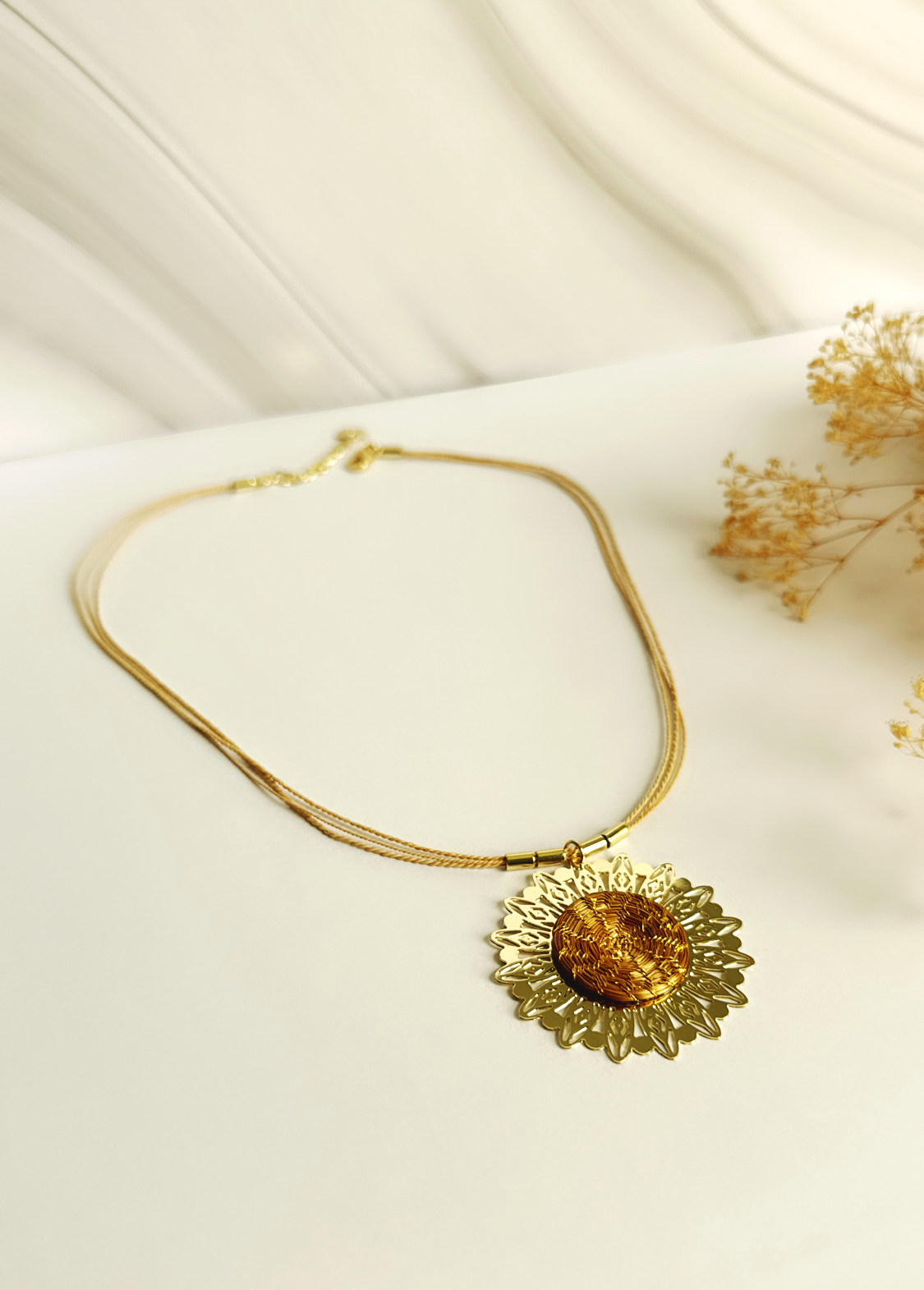 Cira Golden Grass Necklace