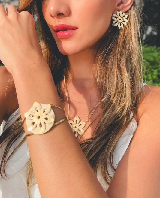 Verna Stud Earrings